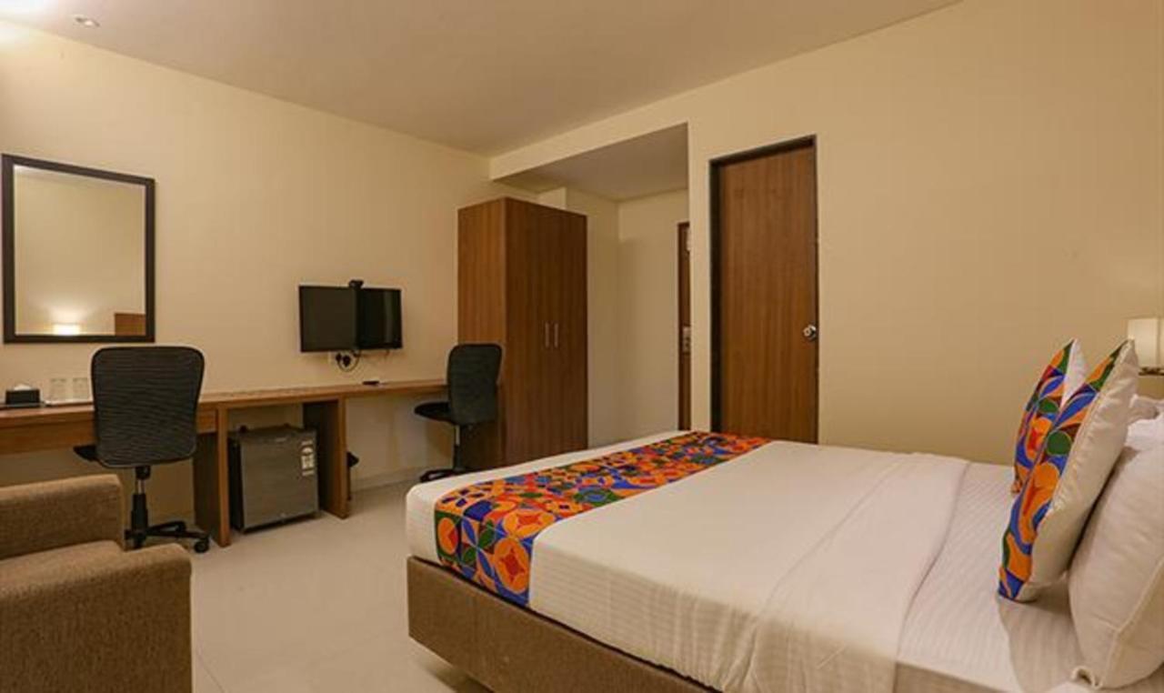 Fabhotel Royal International - Nr Mumbai International Airport Екстериор снимка