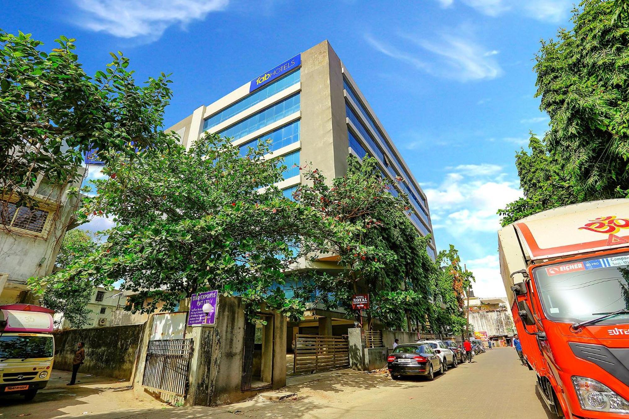 Fabhotel Royal International - Nr Mumbai International Airport Екстериор снимка