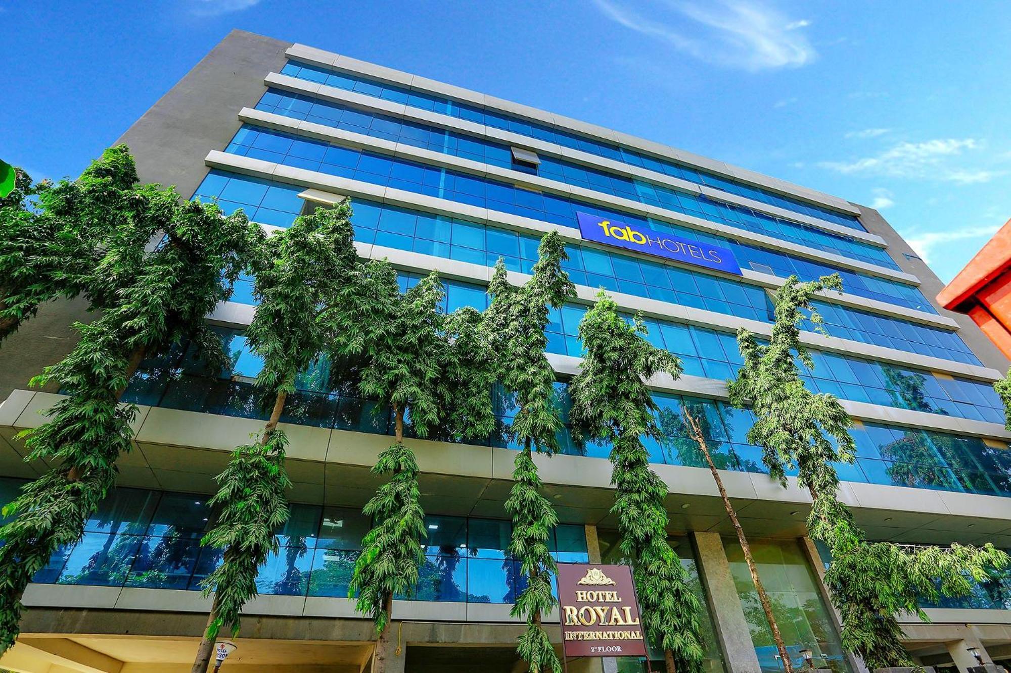 Fabhotel Royal International - Nr Mumbai International Airport Екстериор снимка
